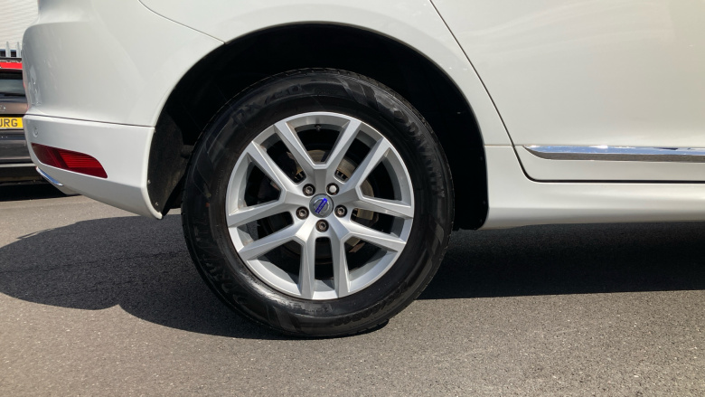 Volvo Xc60 D4 [190] SE Lux Nav 5dr Geartronic Diesel Estate